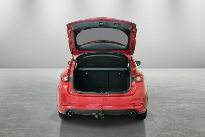 mazda-3-bensin-2018-big-9