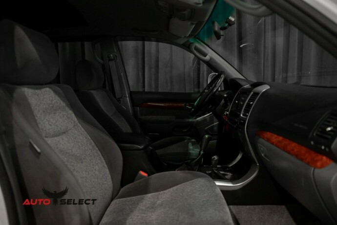 toyota-land-cruiser-diesel-2009-big-17