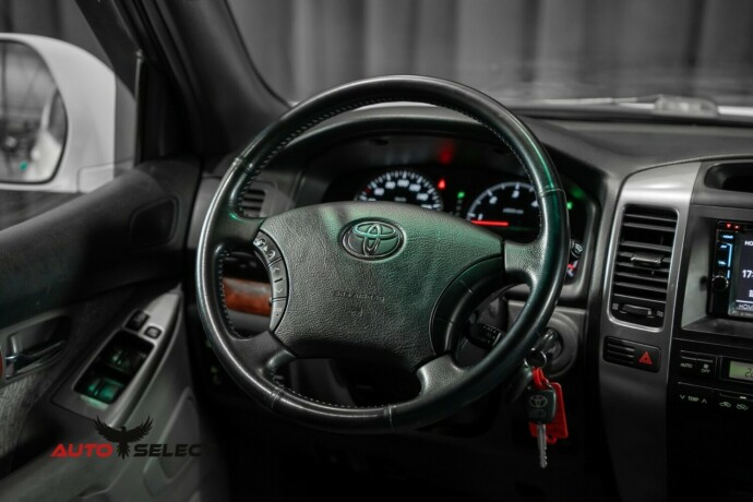 toyota-land-cruiser-diesel-2009-big-23