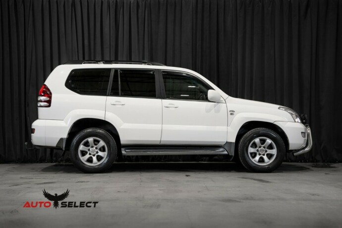 toyota-land-cruiser-diesel-2009-big-11