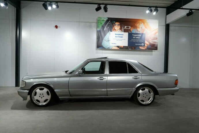 mercedes-benz-s-klasse-bensin-1985-big-3