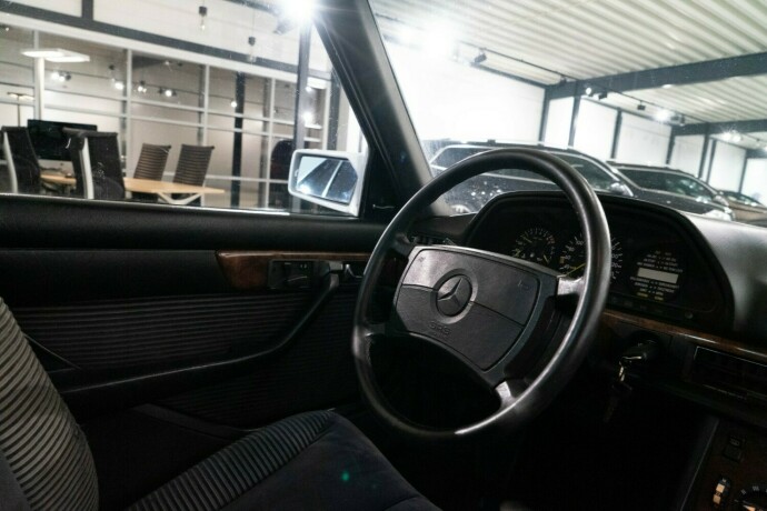 mercedes-benz-s-klasse-bensin-1985-big-13