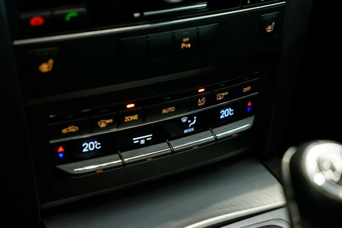 mercedes-benz-e-klasse-diesel-2011-big-10