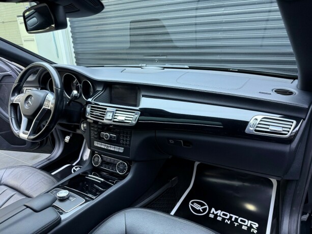 mercedes-benz-cls-diesel-2012-big-10