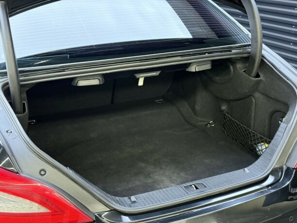mercedes-benz-cls-diesel-2012-big-32