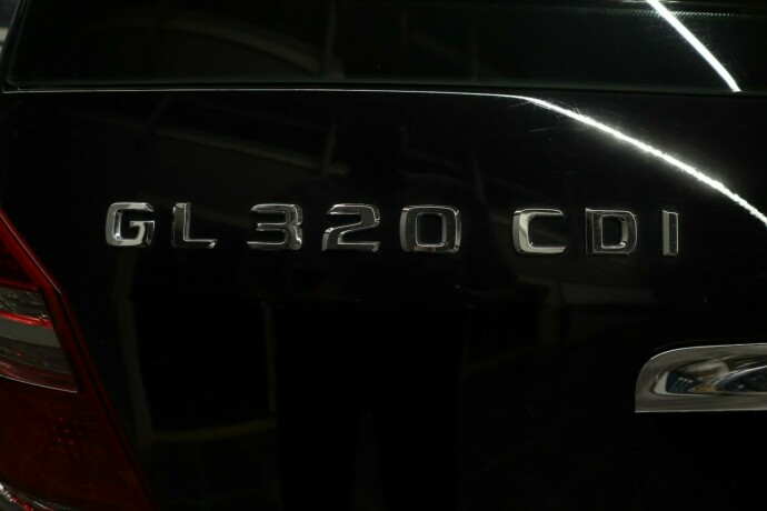 mercedes-benz-gl-diesel-2008-big-31