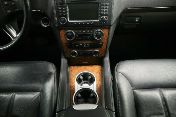 mercedes-benz-gl-diesel-2008-big-22