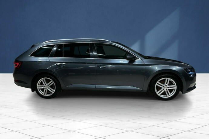 skoda-superb-diesel-2016-big-3