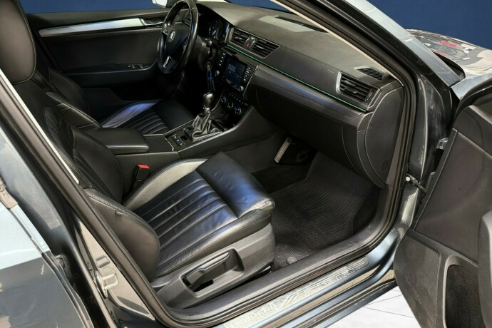 skoda-superb-diesel-2016-big-12