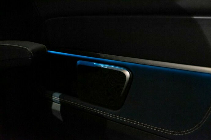 mercedes-benz-eqv-elektrisitet-2022-big-12