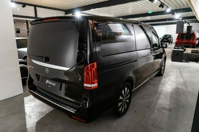 mercedes-benz-eqv-elektrisitet-2022-big-4