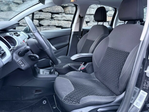 citroen-c3-diesel-2011-big-8