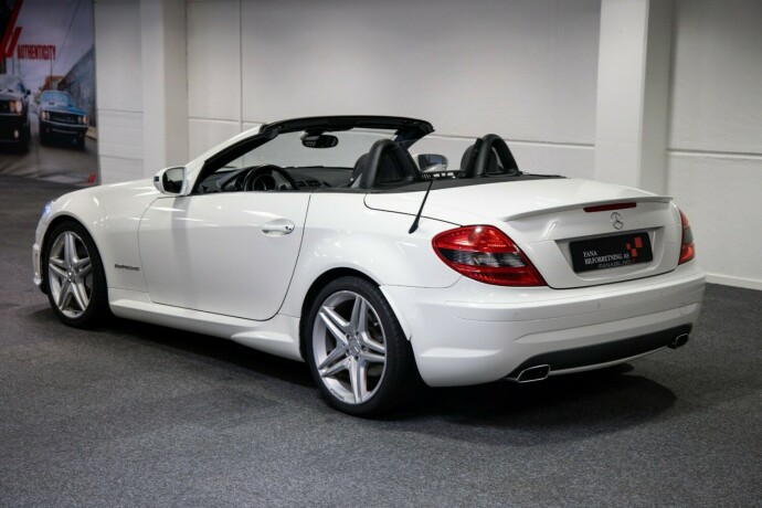 mercedes-benz-slk-bensin-2008-big-1