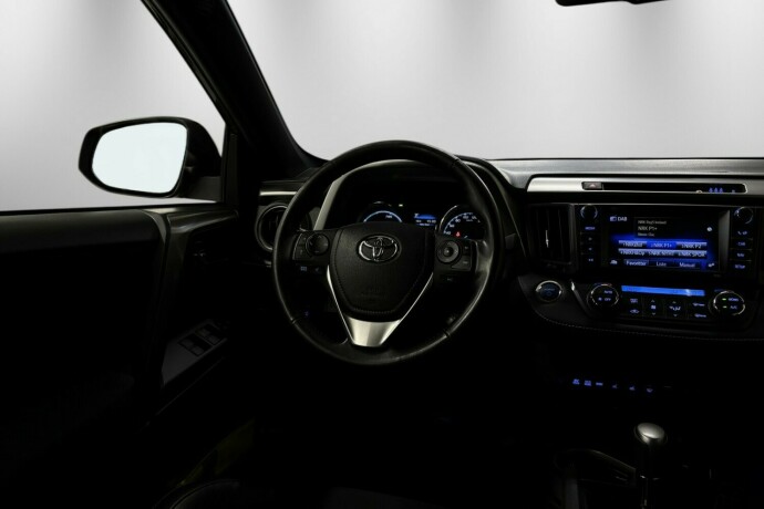 toyota-rav4-elektrisitetbensin-2018-big-11