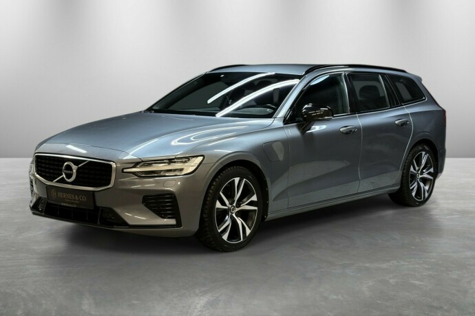 volvo-v60-elektrisitetbensin-2020-big-0