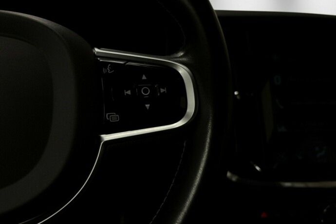 volvo-v60-elektrisitetbensin-2020-big-20