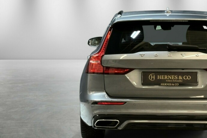 volvo-v60-elektrisitetbensin-2020-big-8