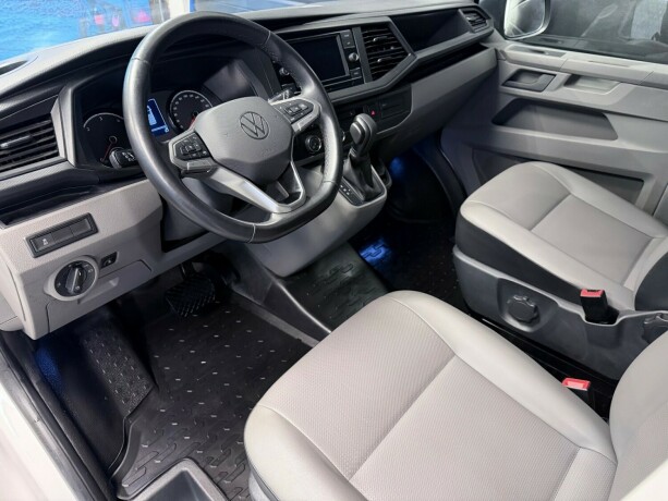 volkswagen-transporter-diesel-2024-big-10