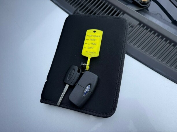 ford-c-max-diesel-2009-big-26