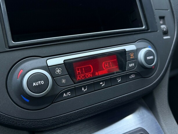 ford-c-max-diesel-2009-big-18