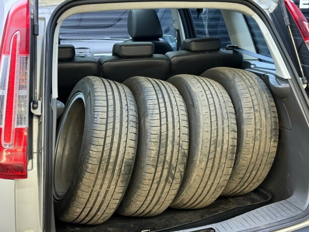 ford-c-max-diesel-2009-big-25