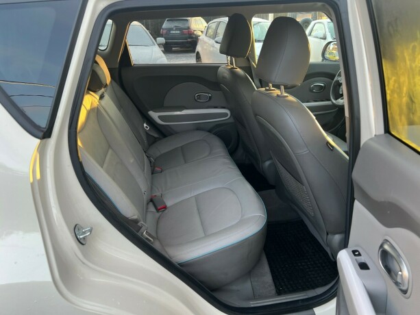 kia-soul-elektrisitet-2018-big-11