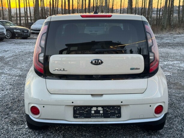 kia-soul-elektrisitet-2018-big-5