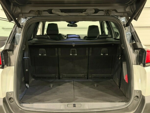 peugeot-5008-diesel-2018-big-15