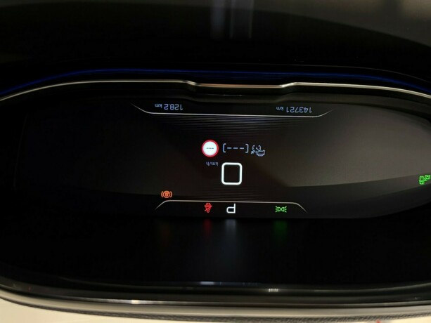 peugeot-5008-diesel-2018-big-22