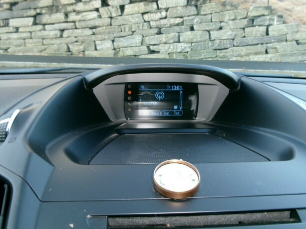 ford-kuga-diesel-2013-big-11