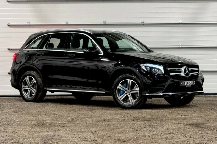 mercedes-benz-glc-elektrisitetbensin-2018-big-0