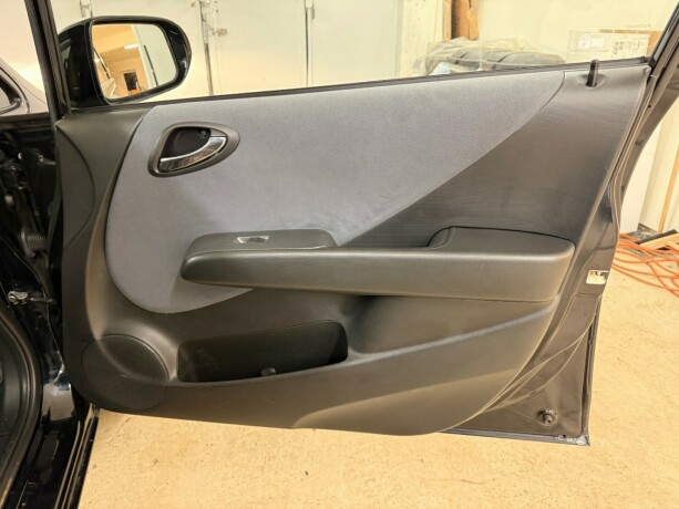 honda-jazz-bensin-2007-big-15