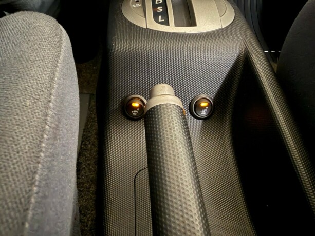 honda-jazz-bensin-2007-big-9