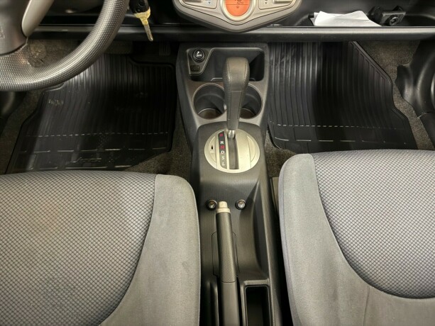 honda-jazz-bensin-2007-big-21