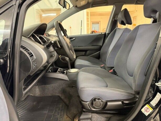 honda-jazz-bensin-2007-big-26