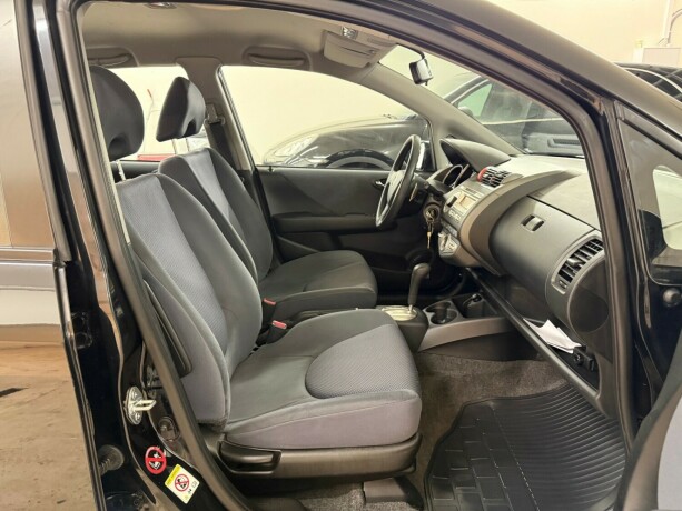 honda-jazz-bensin-2007-big-16