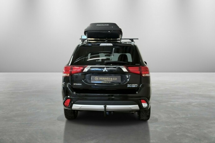 mitsubishi-outlander-elektrisitetbensin-2016-big-8