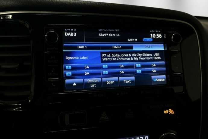 mitsubishi-outlander-elektrisitetbensin-2016-big-25