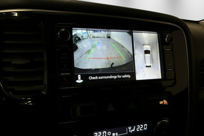 mitsubishi-outlander-elektrisitetbensin-2016-big-27