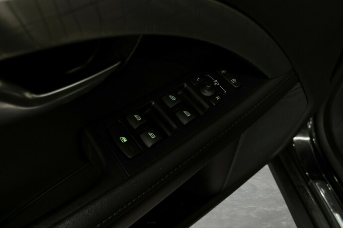 volvo-xc-70-diesel-2013-big-13