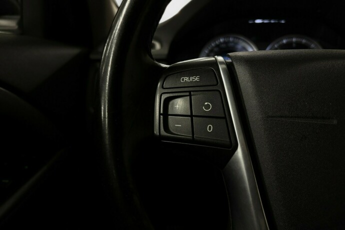 volvo-xc-70-diesel-2013-big-20