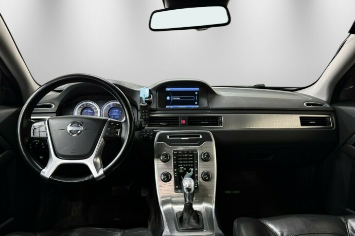 volvo-xc-70-diesel-2013-big-17