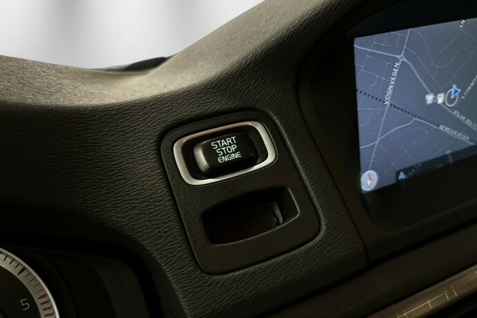 volvo-xc-70-diesel-2013-big-23