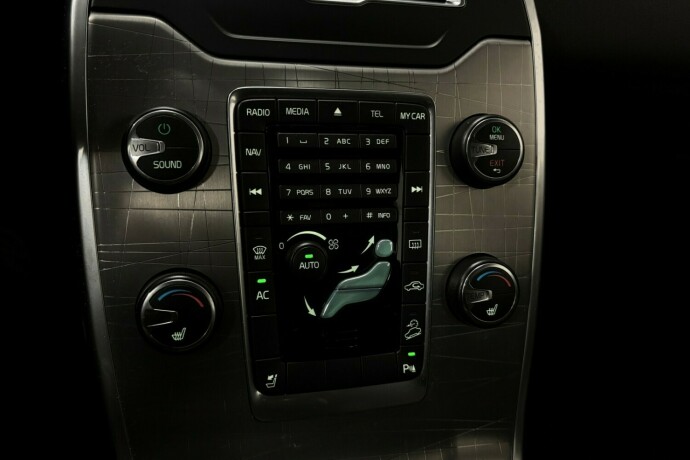 volvo-xc-70-diesel-2013-big-31