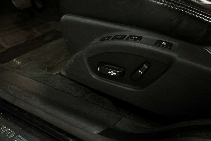 volvo-xc-70-diesel-2013-big-15