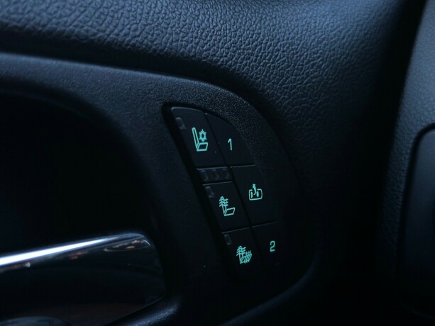 chevrolet-tahoe-bensin-2014-big-9