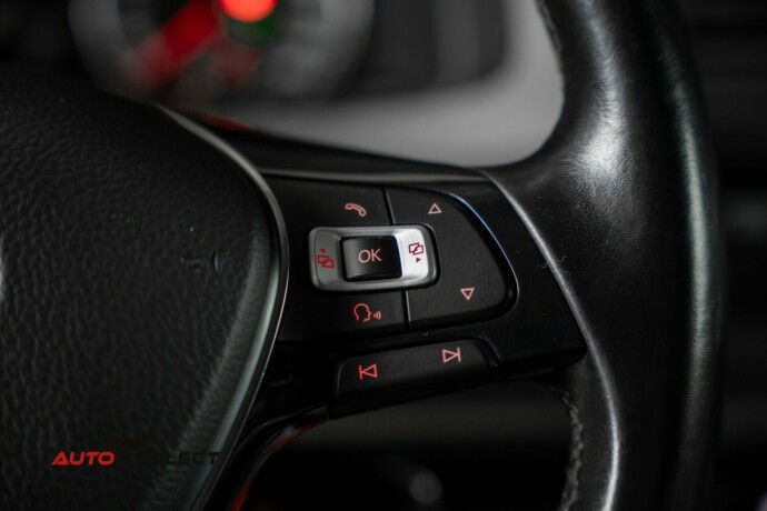 volkswagen-transporter-diesel-2018-big-24