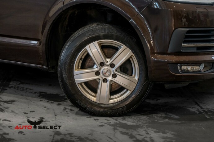 volkswagen-transporter-diesel-2018-big-2