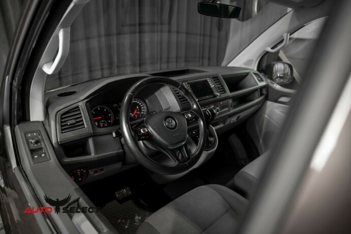 volkswagen-transporter-diesel-2018-big-20