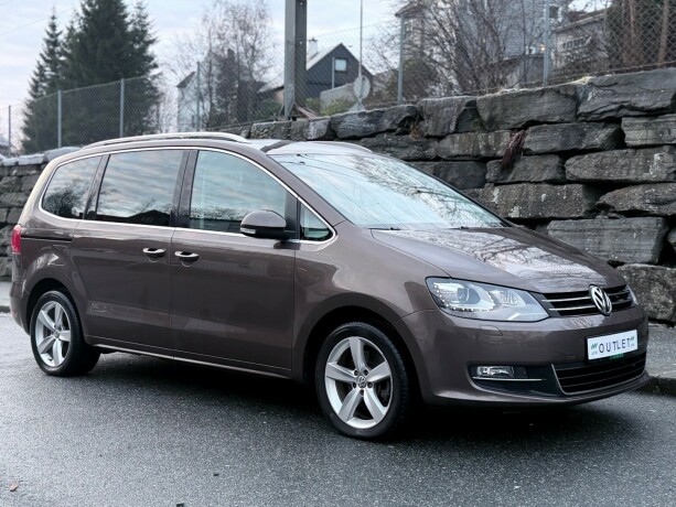 volkswagen-sharan-diesel-2011-big-3
